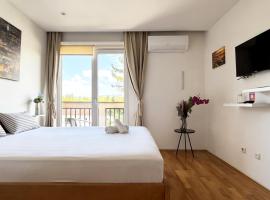 Gaia Aparthotel near Airport, hótel í Sarajevo