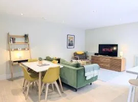 The Mews with free parking