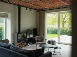 Ferme de Pétrieux - Gîte PMR "Le Saule" avec piscine et wellness