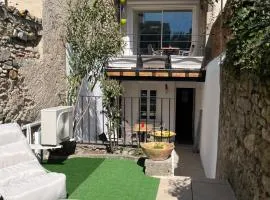 Appart Studio centre historique Box vélo Moto