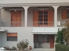 Ανετο σπίτι κοντά στη θάλασσα