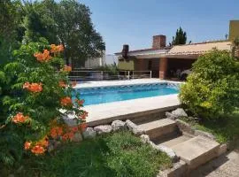 Alojamiento 2 hab con piscina en Villa Carlos Paz