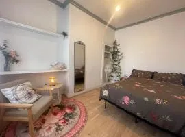 Rose Cozy House