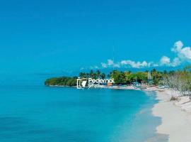 Hotel Con Piscina โรงแรมในเปเดร์นาเลส