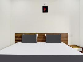 Hotel O Grand Parassini, hotel a Pāppinisseri