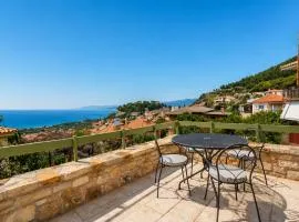 Kyparissia Aries Stone Maisonette, Panoramic Views