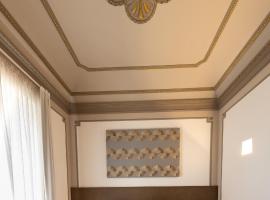 Riflessi Acireale Palace Suites, hotel ad Acireale