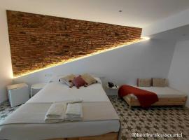 Hotel Rural Casa Cuartel, hotel din San Vicente de Alcántara