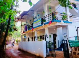 Subha Guest House, Travellers,bagpackers