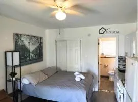 Dewey Breeze Retreat F