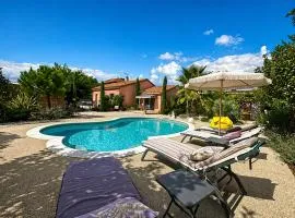 Studio tout confort avec vue sur piscine