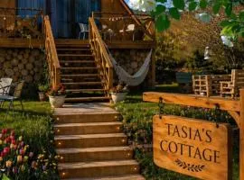 Tasia's Cottage