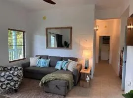 Island Escape, Quiet 2BR in Coral Bay, Gated