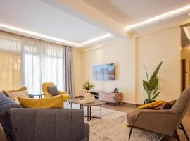 Quiet 2BR with Valley Views 10 Min to UN