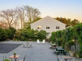 Azur East, Southampton