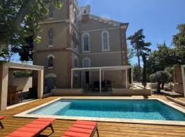 La Bastide des Trembles- Hôtel particulier avec piscine proche IPC et Vélodrome