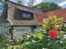 Idyllische Auszeit im Reetdachhaus am Wehlen