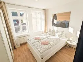 Urlaubsmagie - Ferienwohnung Farngrün - Sauna & Saisonaler Pool, bis zu 10P