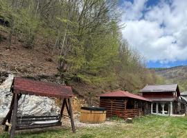 Flowers Cabin, Hotel in Măguri-Răcătău
