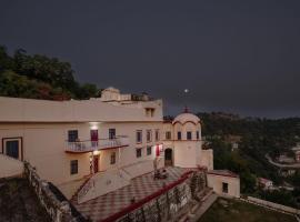 Padm Lakshmi Niwas - The Palace Arki, hotell i Arki