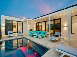 Skyline Villas - Villa Luna Oceanfront with Private Pool