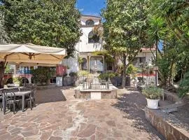 Bed and Breakfast H Pompeii Ruiins