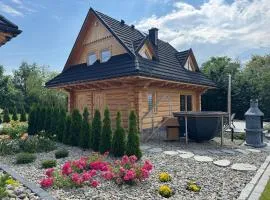 Górskie Przysiółki w Koniakowie - Dom z bala KORONKA