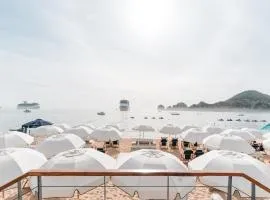 Bahia Hotel & Beach House