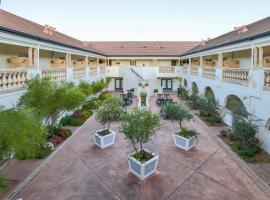 The Lodge at Healdsburg, Tapestry Collection by Hilton، فندق في هيلدسبورغ