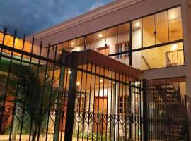 Slan Ville Hotel, Hotel in Chapadão do Sul