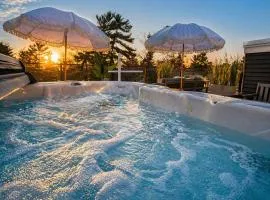 Private Hot Tub The Perch 14 Patio 2BR Downtown