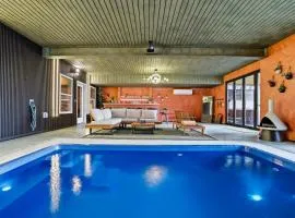 The Four Seasons Escape