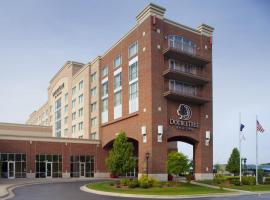 DoubleTree by Hilton Bay City - Riverfront, hotel em Bay City
