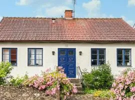 Beautiful Home In Baskemölla With House Sea View