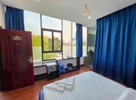 Jason Residencia One Hotel
