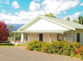 Cranleigh - Beautiful modern home