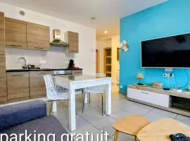 gîte en rdc A 200 m tgv et de la fac A 400 m des places 250 places de parking face au logement