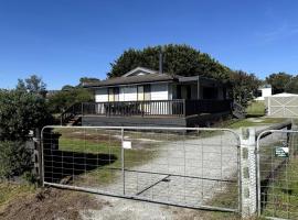 Shelby s Lodge, Hotel in Venus Bay