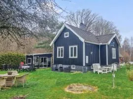 Cozy Home In Floda With Wifi