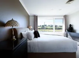 Tamar River Hideaway