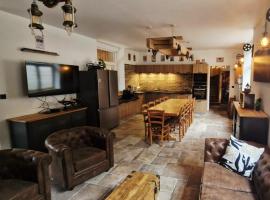 Gite de la Gare - Logement Insolite !, hotell sihtkohas Anould