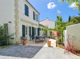 Charmante Maison Avec Piscine