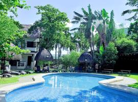 Maritoni Bali Suites & Villas, hotel sa Bauang
