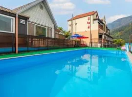 GaPyeong Lucerne kids Spa Pension