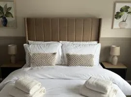 Knowes Apartment
