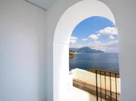 Gamì Panoramic Sea View Home in Conca dei Marini