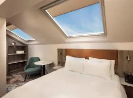 voco Corby Kettering by IHG