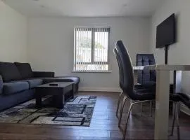 City Apartment in Chelmsford, Free WiFi & Free Parking - Victoria Apartment by Stays Accommodation - Long Stays Welcome
