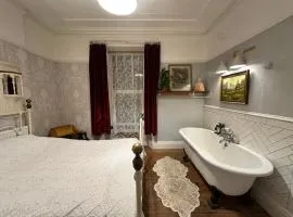 Boutique Studio Apartment in Grand House