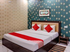 Hotel O S L Galaxy Yashoda Nagar, hotel v destinaci Juhi Bari